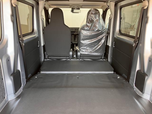 ハイゼットカーゴDXサポカーSワイド適合 ラジオ エアコン アクセサリーソケット コーナーセンサー アイドリングストップ 光軸調整ダイヤル 横滑り防止機能 誤発進抑制機能 パワーウインドウ キーレス(神奈川県)の中古車