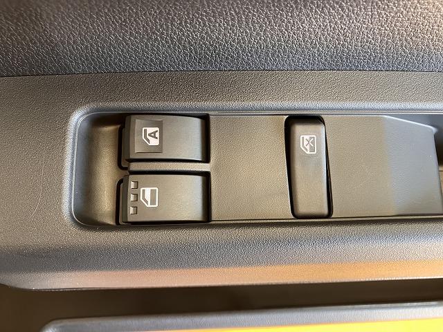 ハイゼットカーゴDXサポカーSワイド適合 ラジオ エアコン アクセサリーソケット コーナーセンサー アイドリングストップ 光軸調整ダイヤル 横滑り防止機能 誤発進抑制機能 パワーウインドウ キーレス(神奈川県)の中古車