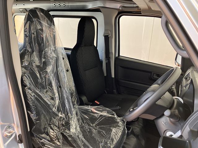 ハイゼットカーゴDXサポカーSワイド適合 ラジオ エアコン アクセサリーソケット コーナーセンサー アイドリングストップ 光軸調整ダイヤル 横滑り防止機能 誤発進抑制機能 パワーウインドウ キーレス(神奈川県)の中古車