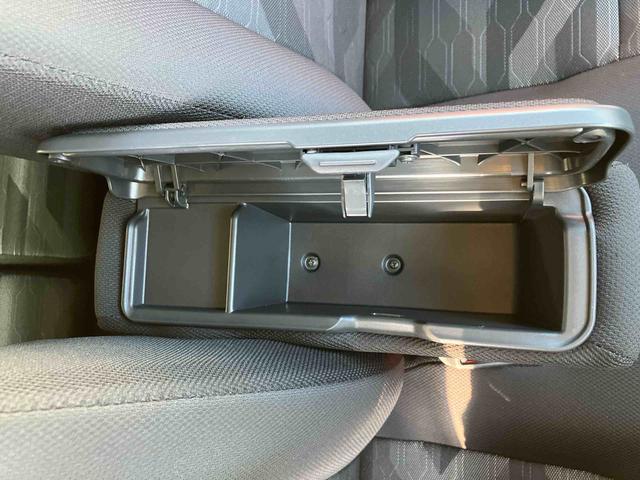 タントファンクロス ワンオーナー走行距離無制限12ヶ月保証付き Bluetoothオーディオ 衝突軽減システム 両側オートドア シートヒータ 禁煙車 ワンオーナー オートLED USB接続 レーンキープアシスト Bカメラ アルミ(大分県)の中古車