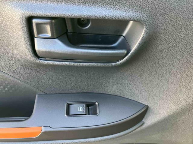 タントファンクロス ワンオーナー走行距離無制限12ヶ月保証付き Bluetoothオーディオ 衝突軽減システム 両側オートドア シートヒータ 禁煙車 ワンオーナー オートLED USB接続 レーンキープアシスト Bカメラ アルミ(大分県)の中古車