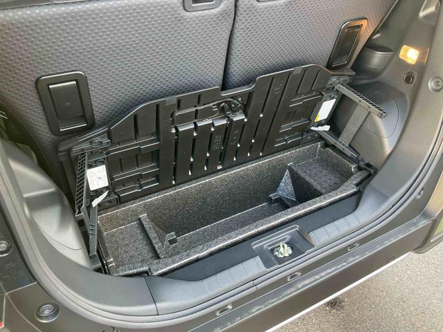 タントファンクロス ワンオーナー走行距離無制限12ヶ月保証付き Bluetoothオーディオ 衝突軽減システム 両側オートドア シートヒータ 禁煙車 ワンオーナー オートLED USB接続 レーンキープアシスト Bカメラ アルミ(大分県)の中古車