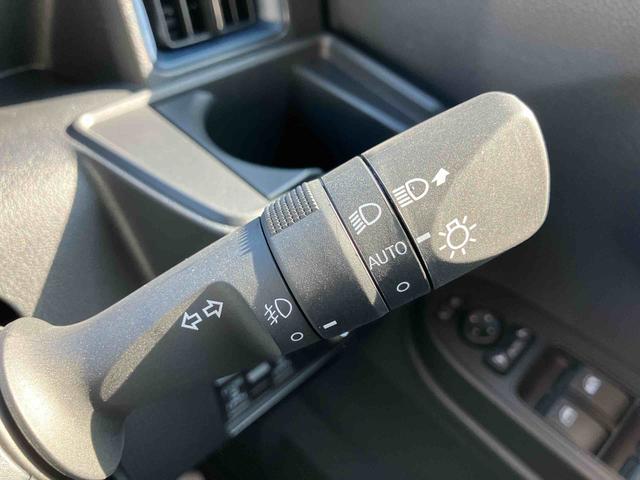 タントカスタムＸ　ワンオーナー走行距離無制限１２ヶ月保証付き　衝突軽減ブレーキ　車線逸脱防止　アイドリングストップ機能　Ｂカメラ　禁煙　盗難警報装置　ＬＥＤ　ワンオーナー　キーレスエントリー　前席シートヒーター　オートＬＥＤ（大分県）の中古車