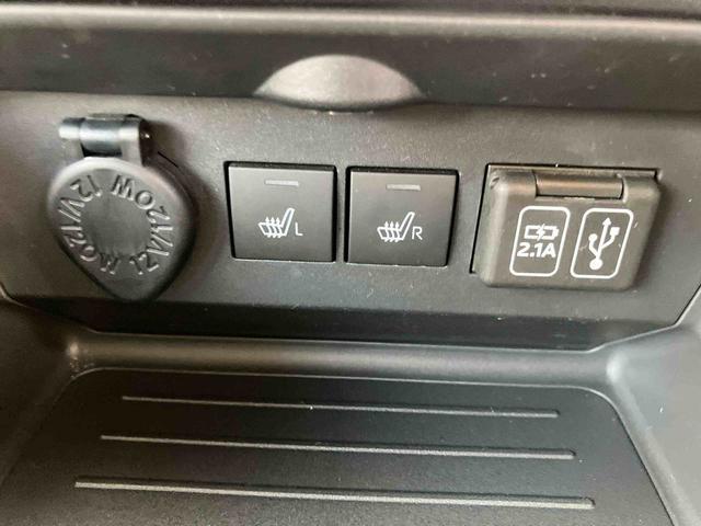 ロッキープレミアム走行距離無制限１２ヶ月保証付き　衝突軽減システム　ＢＴオーディオ　シートＨ　禁煙　ＥＴＣ車載器　車線逸脱警報　ＵＳＢ　スマ−トキ−　Ｂカメラ　アルミホイール　ＡＣＣ　キーフリーシステム　ドラレコ（大分県）の中古車