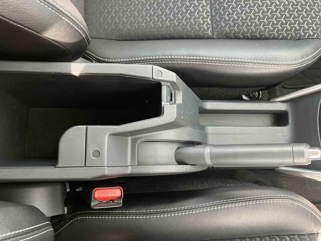 ロッキープレミアム走行距離無制限１２ヶ月保証付き　衝突軽減システム　ＢＴオーディオ　シートＨ　禁煙　ＥＴＣ車載器　車線逸脱警報　ＵＳＢ　スマ−トキ−　Ｂカメラ　アルミホイール　ＡＣＣ　キーフリーシステム　ドラレコ（大分県）の中古車