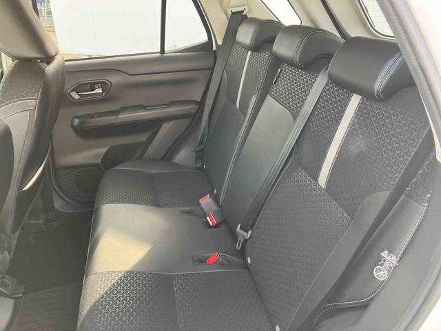 ロッキープレミアム走行距離無制限１２ヶ月保証付き　衝突軽減システム　ＢＴオーディオ　シートＨ　禁煙　ＥＴＣ車載器　車線逸脱警報　ＵＳＢ　スマ−トキ−　Ｂカメラ　アルミホイール　ＡＣＣ　キーフリーシステム　ドラレコ（大分県）の中古車