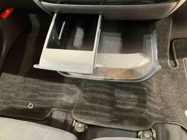 デイズハイウェイスター　Ｘ４ＷＤ　アルミホイール　オートマチックハイビーム　衝突防止システム　レーンアシスト　スマートキー　記録簿　禁煙車　エアバッグ　エアコン　パワーステアリング　パワーウィンドウ　ＡＢＳ（北海道）の中古車