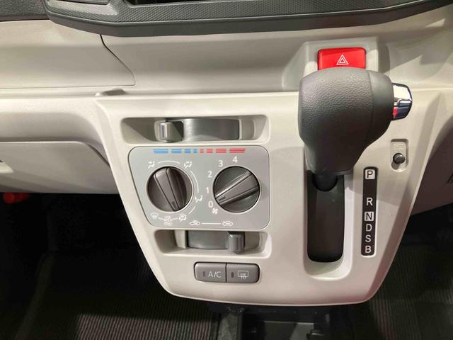 ミライースＸ　リミテッドＳＡIII４ＷＤ　アイドリングストップ　オートマチックハイビーム　衝突防止システム　ＬＥＤヘッドランプ　レーンアシスト　キーレスエントリー　記録簿　ワンオーナー　エアバッグ　エアコン　パワーステアリング　ＡＢＳ（北海道）の中古車