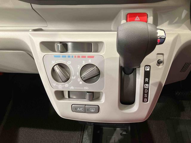 ミライースＸ　リミテッドＳＡIII４ＷＤ　アイドリングストップ　オートマチックハイビーム　衝突防止システム　ＬＥＤヘッドランプ　レーンアシスト　キーレスエントリー　記録簿　ワンオーナー　エアバッグ　エアコン　パワーステアリング　ＡＢＳ（北海道）の中古車