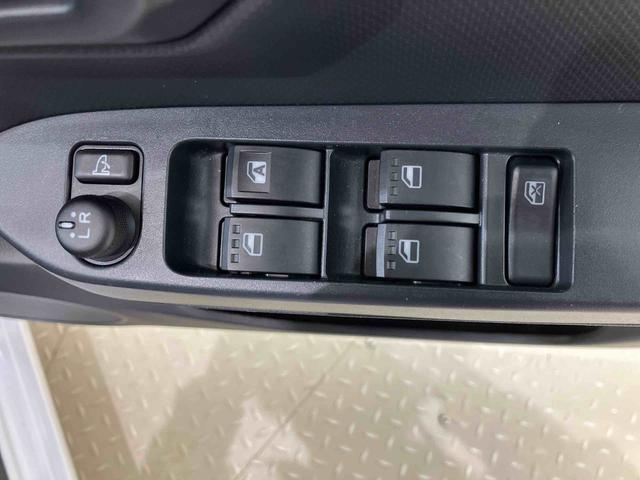 ミライースＸ　リミテッドＳＡIII４ＷＤ　アイドリングストップ　オートマチックハイビーム　オートライト　衝突防止システム　ＬＥＤヘッドランプ　レーンアシスト　キーレスエントリー　記録簿　ワンオーナー　エアバッグ　エアコン　ＡＢＳ（北海道）の中古車