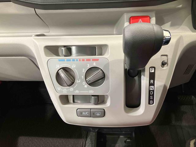 ミライースＸ　リミテッドＳＡIII４ＷＤ　アイドリングストップ　オートマチックハイビーム　衝突防止システム　ＬＥＤヘッドランプ　レーンアシスト　キーレスエントリー　記録簿　ワンオーナー　エアバッグ　エアコン　パワーステアリング　ＣＤ（北海道）の中古車