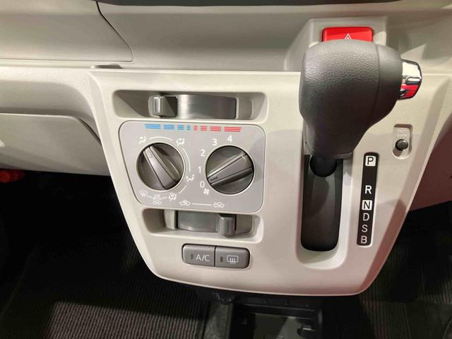 ミライースＸ　リミテッドＳＡIII４ＷＤ　アイドリングストップ　オートマチックハイビーム　衝突防止システム　ＬＥＤヘッドランプ　レーンアシスト　キーレスエントリー　記録簿　ワンオーナー　エアバッグ　エアコン　パワーステアリング　ＡＢＳ（北海道）の中古車