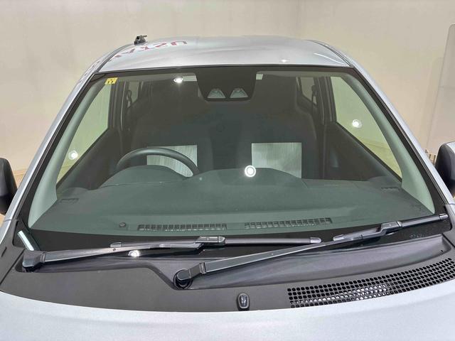 ミライースＸ　リミテッドＳＡIII４ＷＤ　アイドリングストップ　オートマチックハイビーム　衝突防止システム　ＬＥＤヘッドランプ　レーンアシスト　キーレスエントリー　記録簿　ワンオーナー　エアバッグ　エアコン　パワーステアリング　ＡＢＳ（北海道）の中古車