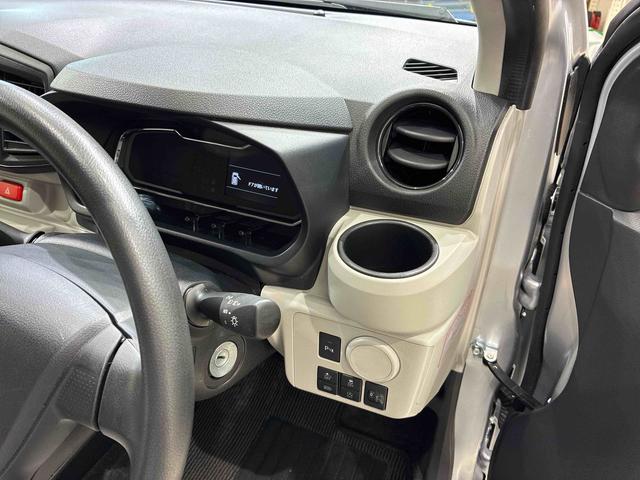 ミライースＸ　リミテッドＳＡIII４ＷＤ　アイドリングストップ　オートマチックハイビーム　衝突防止システム　ＬＥＤヘッドランプ　レーンアシスト　キーレスエントリー　記録簿　ワンオーナー　エアバッグ　エアコン　パワーステアリング　ＡＢＳ（北海道）の中古車
