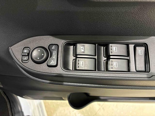 タントカスタムＸ４ＷＤ　アルミホイール　アイドリングストップ　オートマチックハイビーム　衝突防止システム　ＬＥＤヘッドランプ　レーンアシスト　スマートキー　記録簿　ワンオーナー　エアバッグ　エアコン　パワーウィンドウ（北海道）の中古車