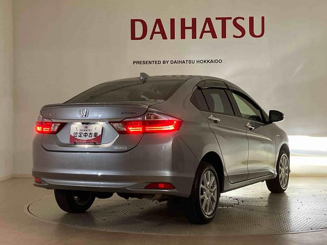グレイスハイブリッドＬＸ（北海道）の中古車