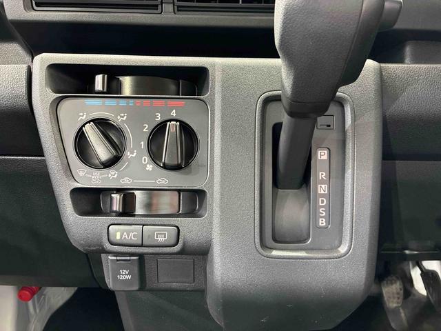 ハイゼットカーゴスペシャル４ＷＤ　アイドリングストップ　オートマチックハイビーム　衝突防止システム　レーンアシスト　記録簿　ワンオーナー　エアバッグ　エアコン　パワーステアリング　パワーウィンドウ　ＡＢＳ（北海道）の中古車
