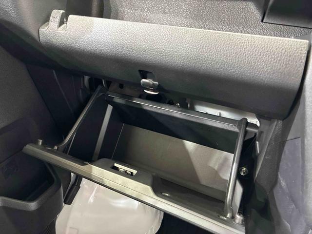 ハイゼットカーゴスペシャル４ＷＤ　アイドリングストップ　オートマチックハイビーム　衝突防止システム　レーンアシスト　記録簿　ワンオーナー　エアバッグ　エアコン　パワーステアリング　パワーウィンドウ　ＡＢＳ（北海道）の中古車