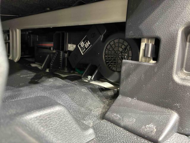ハイゼットカーゴスペシャル４ＷＤ　アイドリングストップ　オートマチックハイビーム　衝突防止システム　レーンアシスト　記録簿　ワンオーナー　エアバッグ　エアコン　パワーステアリング　パワーウィンドウ　ＡＢＳ（北海道）の中古車