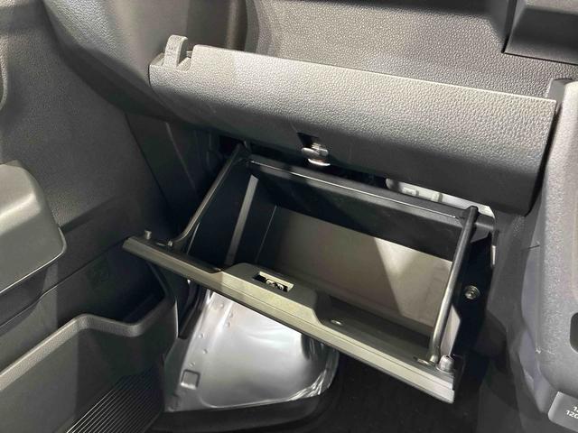 ハイゼットカーゴＤＸ４ＷＤ　アイドリングストップ　オートマチックハイビーム　衝突防止システム　レーンアシスト　キーレスエントリー　記録簿　ワンオーナー　エアバッグ　エアコン　パワーステアリング　パワーウィンドウ　ＡＢＳ（北海道）の中古車