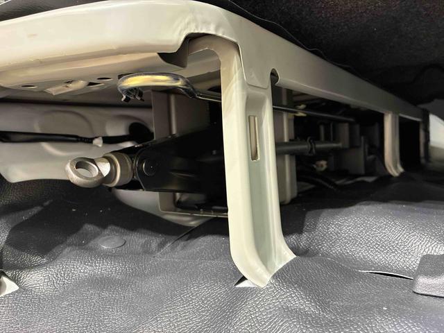 ハイゼットカーゴＤＸ４ＷＤ　キーレスエントリー　記録簿　ワンオーナー　エアバッグ　エアコン　パワーステアリング　パワーウィンドウ　ＡＢＳ（北海道）の中古車