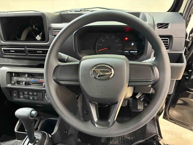 ハイゼットトラックジャンボエクストラ４ＷＤ　アイドリングストップ　オートマチックハイビーム　衝突防止システム　ＬＥＤヘッドランプ　レーンアシスト　スマートキー　記録簿　ワンオーナー　エアバッグ　エアコン　パワーステアリング　ＡＢＳ（北海道）の中古車