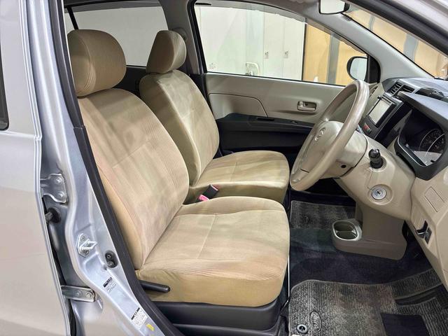 ミラＸ４ＷＤ　アルミホイール　キーレスエントリー　記録簿　禁煙車　エアバッグ　エアコン　パワーステアリング　パワーウィンドウ　ＡＢＳ（北海道）の中古車