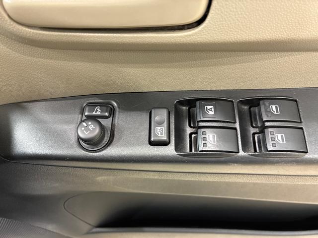 ミラＸ４ＷＤ　アルミホイール　キーレスエントリー　記録簿　禁煙車　エアバッグ　エアコン　パワーステアリング　パワーウィンドウ　ＡＢＳ（北海道）の中古車