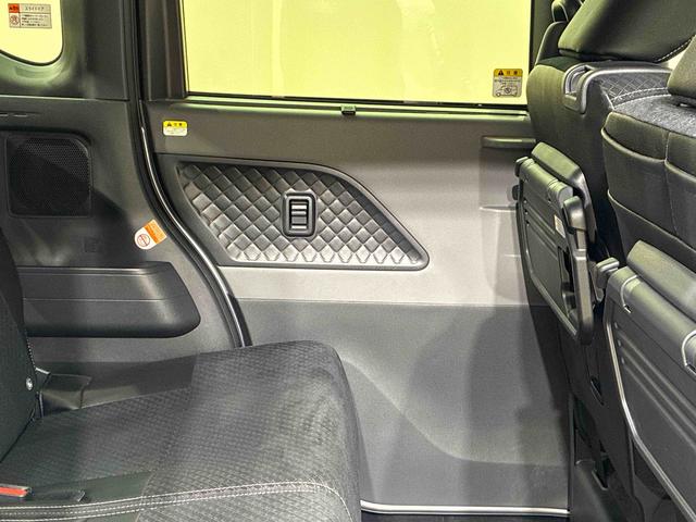 タントカスタムＸセレクション４ＷＤ　アルミホイール　シートヒーター　アイドリングストップ　オートマチックハイビーム　衝突防止システム　ＬＥＤヘッドランプ　レーンアシスト　スマートキー　記録簿　禁煙車　ワンオーナー　エアバッグ（北海道）の中古車