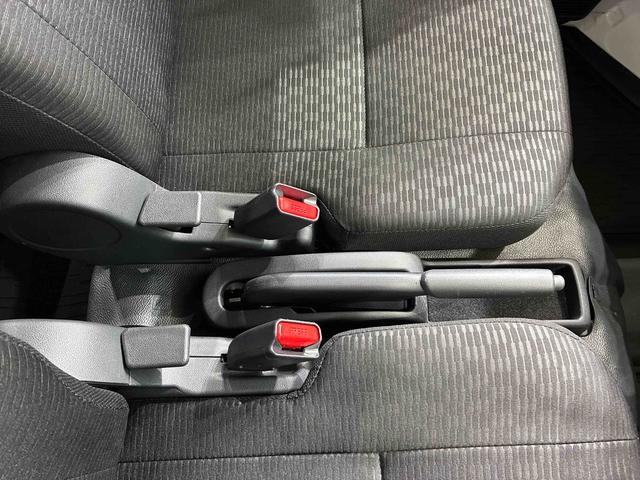 ハイゼットカーゴＤＸ４ＷＤ　アイドリングストップ　オートマチックハイビーム　衝突防止システム　レーンアシスト　キーレスエントリー　記録簿　ワンオーナー　エアバッグ　エアコン　パワーステアリング　パワーウィンドウ　ＡＢＳ（北海道）の中古車