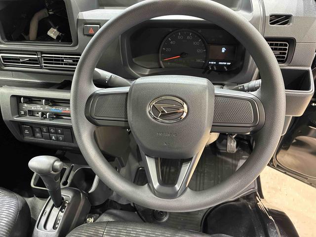 ハイゼットトラックジャンボエクストラ４ＷＤ　アイドリングストップ　オートマチックハイビーム　衝突防止システム　ＬＥＤヘッドランプ　レーンアシスト　スマートキー　記録簿　ワンオーナー　エアバッグ　エアコン　パワーステアリング　ＡＢＳ（北海道）の中古車