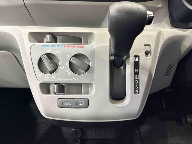 ミライースＸ　リミテッドＳＡIII４ＷＤ　アイドリングストップ　オートマチックハイビーム　衝突防止システム　ＬＥＤヘッドランプ　レーンアシスト　キーレスエントリー　記録簿　ワンオーナー　エアバッグ　エアコン　パワーステアリング　ＡＢＳ（北海道）の中古車
