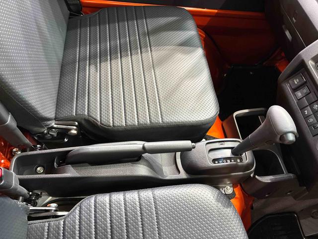 ハイゼットトラックスタンダード４ＷＤ　アイドリングストップ　オートマチックハイビーム　衝突防止システム　レーンアシスト　記録簿　ワンオーナー　エアコン　パワーステアリング　エアバッグ　ＡＢＳ（北海道）の中古車