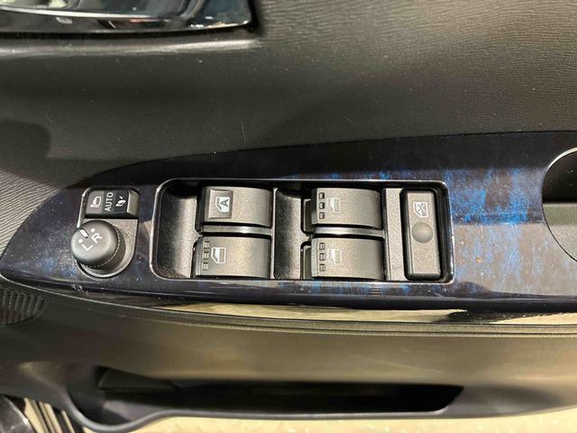 タントカスタムＲＳ　トップエディションＳＡIII４ＷＤ　ＥＴＣ　アルミホイール　ターボ　アイドリングストップ　オートマチックハイビーム　衝突防止システム　ＬＥＤヘッドランプ　レーンアシスト　スマートキー　記録簿　エアバッグ　エアコン　ＡＢＳ（北海道）の中古車