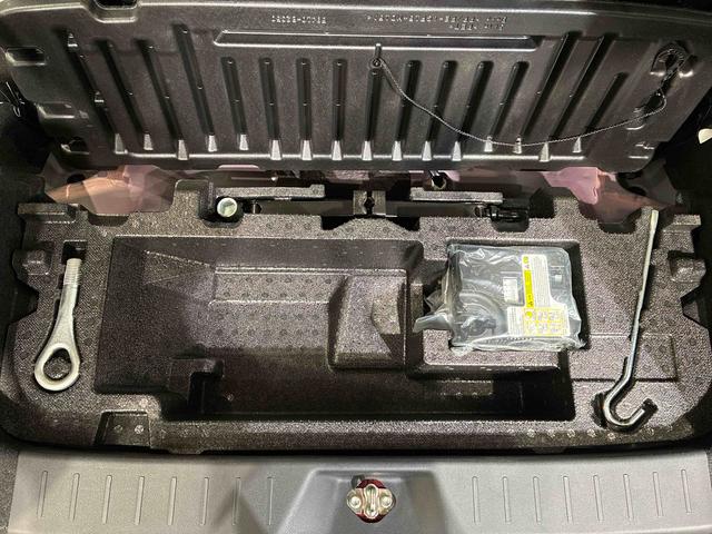 ムーヴＸリミテッドII　ＳＡIII４ＷＤ　アルミホイール　アイドリングストップ　オートマチックハイビーム　衝突防止システム　ＬＥＤヘッドランプ　レーンアシスト　スマートキー　記録簿　禁煙車　ワンオーナー　エアバッグ　エアコン　ＡＢＳ（北海道）の中古車