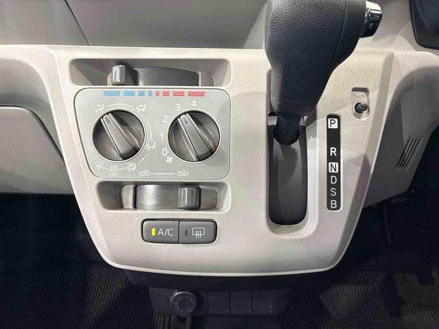 ミライースＸ　ＳＡIII４ＷＤ　アイドリングストップ　オートマチックハイビーム　衝突防止システム　ＬＥＤヘッドランプ　レーンアシスト　キーレスエントリー　記録簿　ワンオーナー　エアバッグ　エアコン　パワーステアリング（北海道）の中古車
