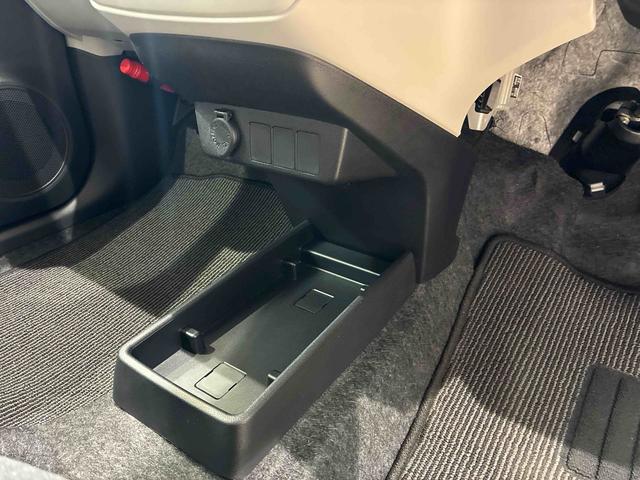 ミライースＸ　ＳＡIII４ＷＤ　アイドリングストップ　オートマチックハイビーム　衝突防止システム　ＬＥＤヘッドランプ　レーンアシスト　キーレスエントリー　記録簿　ワンオーナー　エアバッグ　エアコン　パワーステアリング（北海道）の中古車