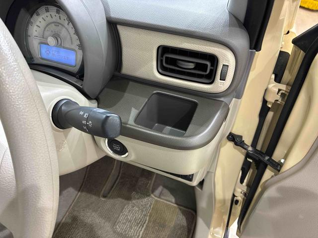 アルトラパンＬ４ＷＤ　アイドリングストップ　衝突防止システム　ＬＥＤヘッドランプ　スマートキー　記録簿　エアバッグ　エアコン　パワーステアリング　パワーウィンドウ　ＣＤ　ＡＢＳ（北海道）の中古車