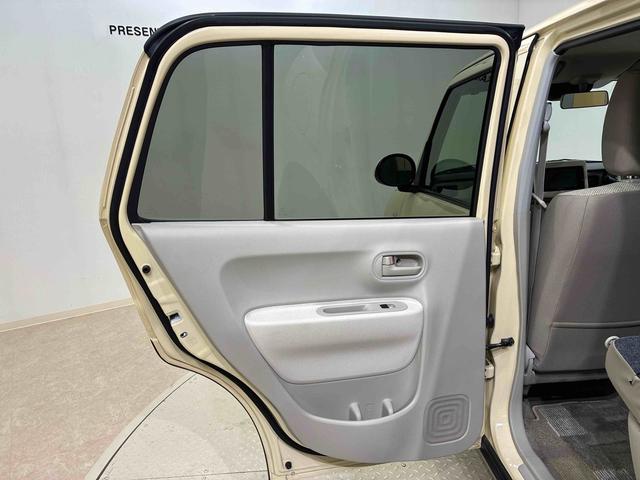 アルトラパンＬ４ＷＤ　アイドリングストップ　衝突防止システム　ＬＥＤヘッドランプ　スマートキー　記録簿　エアバッグ　エアコン　パワーステアリング　パワーウィンドウ　ＣＤ　ＡＢＳ（北海道）の中古車