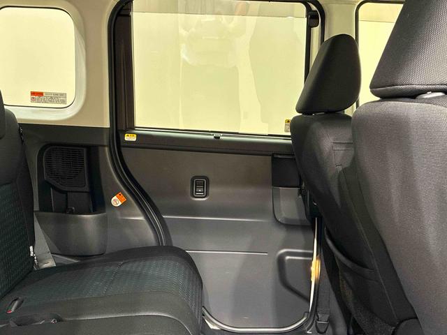 トールカスタムＧ４ＷＤ　アルミホイール　アイドリングストップ　オートマチックハイビーム　衝突防止システム　ＬＥＤヘッドランプ　レーンアシスト　スマートキー　記録簿　禁煙車　ワンオーナー　エアバッグ　エアコン　ＣＤ（北海道）の中古車