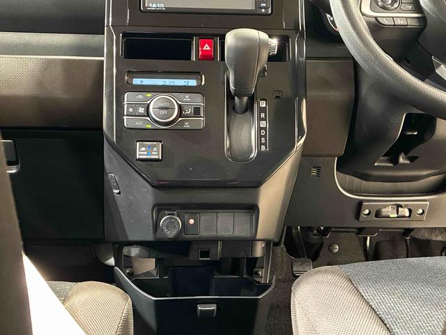 トールＧ４ＷＤ　アイドリングストップ　オートマチックハイビーム　衝突防止システム　ＬＥＤヘッドランプ　レーンアシスト　スマートキー　記録簿　禁煙車　ワンオーナー　エアバッグ　エアコン　パワーステアリング（北海道）の中古車