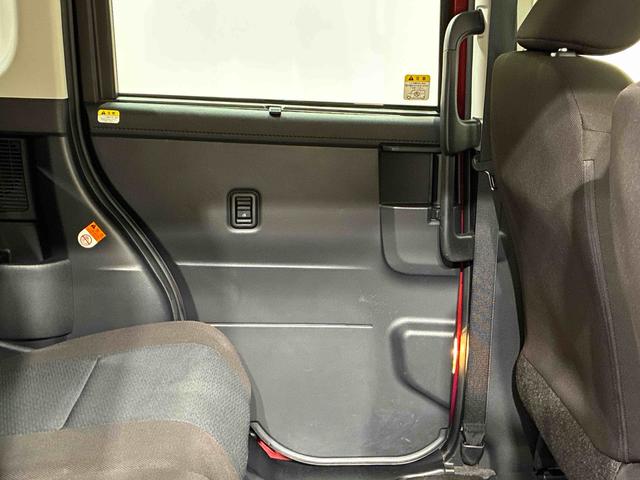 トールＧ４ＷＤ　アイドリングストップ　オートマチックハイビーム　衝突防止システム　ＬＥＤヘッドランプ　レーンアシスト　スマートキー　記録簿　禁煙車　ワンオーナー　エアバッグ　エアコン　パワーステアリング（北海道）の中古車