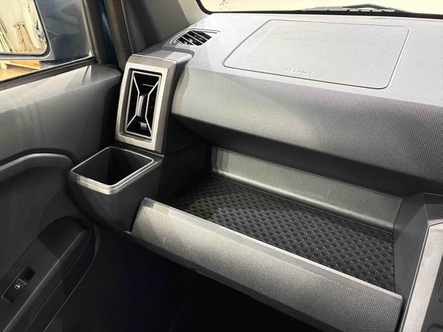 タフトＧ　ダーククロムベンチャー４ＷＤ　アルミホイール　スマートキー　記録簿　ワンオーナー　エアバッグ　エアコン　パワーステアリング　パワーウィンドウ　ＡＢＳ（北海道）の中古車