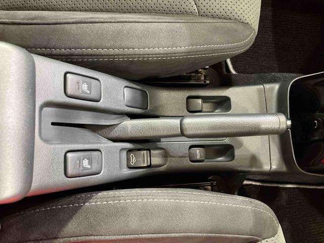 コペンＧＲ　スポーツアルミホイール　シートヒーター　ターボ　アイドリングストップ　ＬＥＤヘッドランプ　スマートキー　記録簿　禁煙車　ワンオーナー　エアバッグ　エアコン　パワーステアリング　パワーウィンドウ　ＡＢＳ（北海道）の中古車