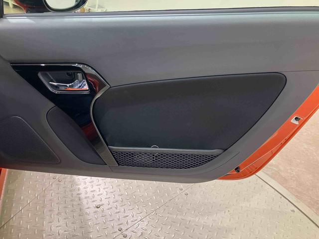 コペンＧＲ　スポーツアルミホイール　シートヒーター　ターボ　アイドリングストップ　ＬＥＤヘッドランプ　スマートキー　記録簿　禁煙車　ワンオーナー　エアバッグ　エアコン　パワーステアリング　パワーウィンドウ　ＡＢＳ（北海道）の中古車