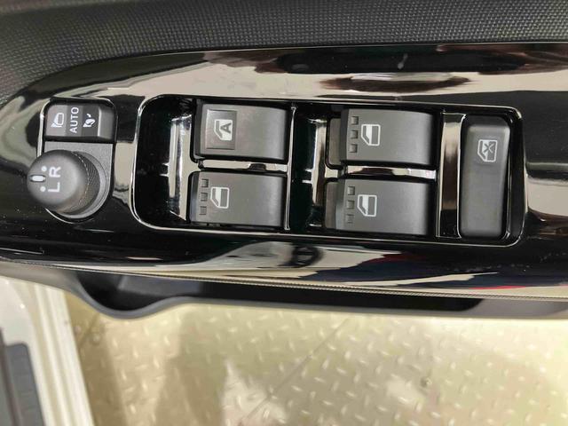 ムーヴキャンバスＧブラックアクセントＶＳ　ＳＡIII４ＷＤ　スマートキー　記録簿　禁煙車　ワンオーナー　エアバッグ　エアコン　パワーステアリング　パワーウィンドウ　ＡＢＳ（北海道）の中古車
