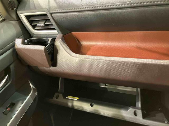 トールＧ　リミテッドII　ＳＡIII４ＷＤ　アルミホイール　シートヒーター　アイドリングストップ　オートマチックハイビーム　衝突防止システム　ＬＥＤヘッドランプ　レーンアシスト　スマートキー　記録簿　禁煙車　ワンオーナー　エアバッグ（北海道）の中古車