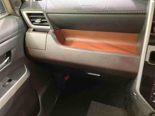 トールＧ　リミテッドII　ＳＡIII４ＷＤ　アルミホイール　シートヒーター　アイドリングストップ　オートマチックハイビーム　衝突防止システム　ＬＥＤヘッドランプ　レーンアシスト　スマートキー　記録簿　禁煙車　ワンオーナー　エアバッグ（北海道）の中古車