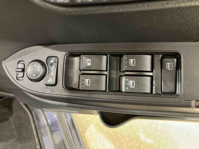 タントカスタムＸ４ＷＤ　アルミホイール　シートヒーター　アイドリングストップ　オートマチックハイビーム　衝突防止システム　ＬＥＤヘッドランプ　レーンアシスト　スマートキー　記録簿　ワンオーナー　エアバッグ　エアコン（北海道）の中古車