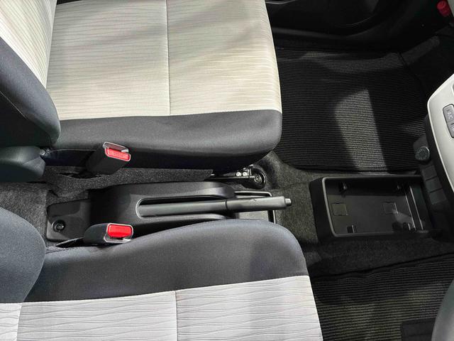 ミライースX SAIII4WD アイドリングストップ オートマチックハイビーム 衝突防止システム LEDヘッドランプ レーンアシスト キーレスエントリー 記録簿 ワンオーナー エアバッグ エアコン パワーステアリング ABS(北海道)の中古車